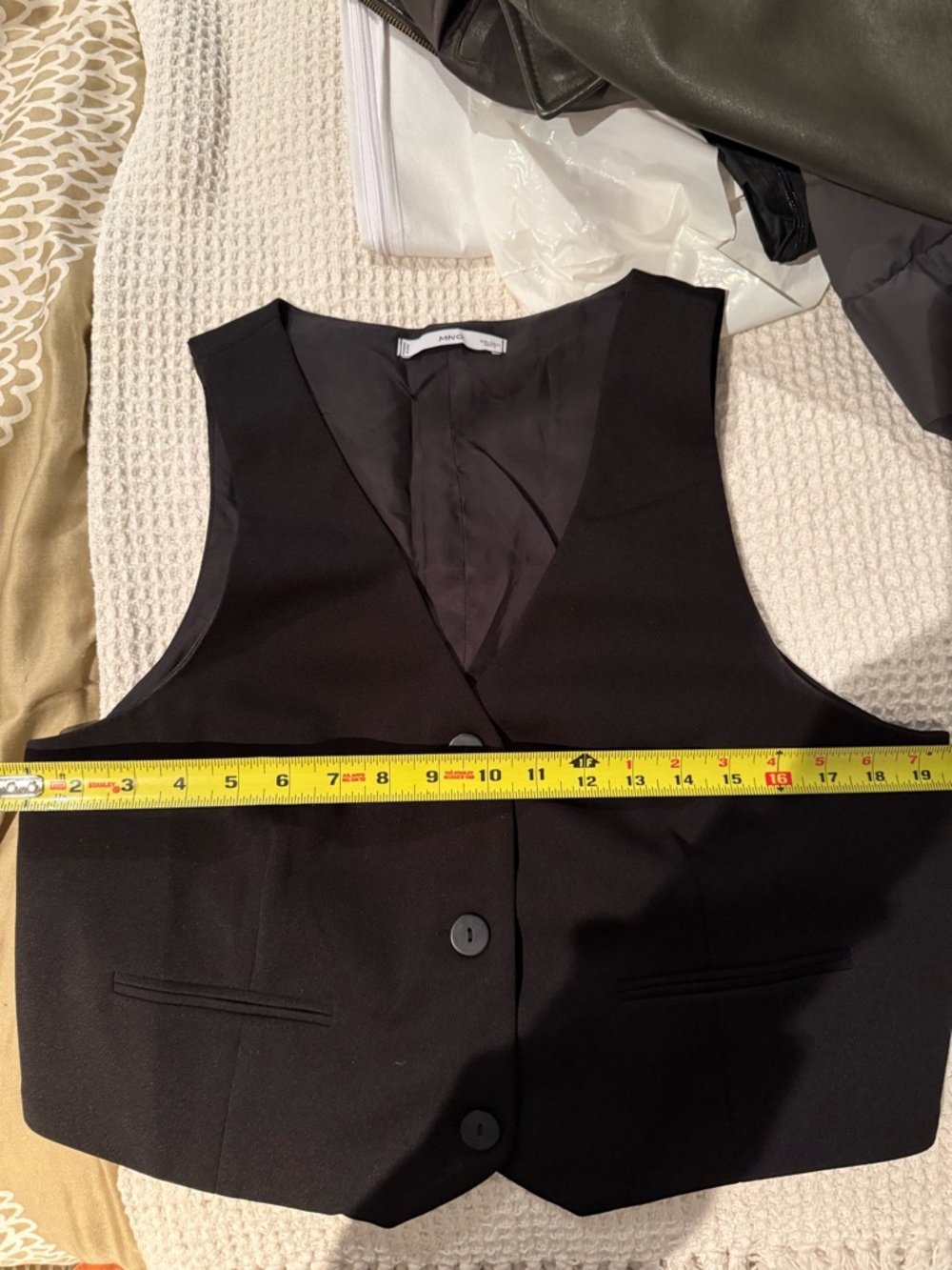 Black Button-Up Vest - Picture 4 of 4